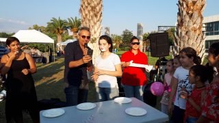 Yoğurt Yeme Yarışması ve Mc Show Hizmeti İzmir Aile Günü Etkinliği